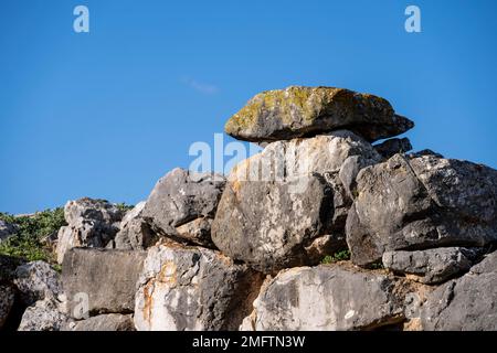 Ruinen der mykenischen Stätte Tiryns, Ausgrabungsstätte, Peloponnes, Griechenland Stockfoto