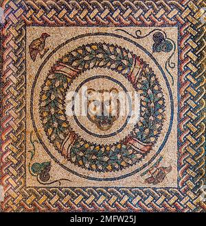 Medaillons mit Tierköpfen im pery-Stil, Mosaikboden, 3., 4. c. römische Luxusvilla, Villa Romana del Casale, Piazza Armerina, Sizilien, Piazza Stockfoto