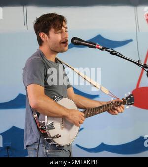 Yoke Lore - Adrian Galvin filmt eine Sitzung in Brooklyn Stockfoto