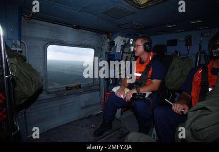 Katastrophenhilfe-Einsatzteams (DART) - Marine Safety Office St. Louis - 26-HK-120-128. Hurrikan Katrina Stockfoto