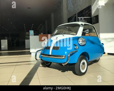 BMW Isetta 300 bei einem Autohändler in Buenos Aires, Argentinien Stockfoto