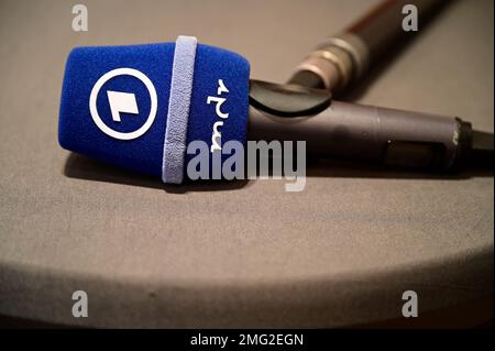 Themenbild, Symbolfoto, die öffentlich-rechtlichen Sender, wie ARD, ZDF, MDR, Deutschlandradio, das erste, Abo, ARD Brennpunkt, ARD-App, ARD-Logo, ARD Stockfoto