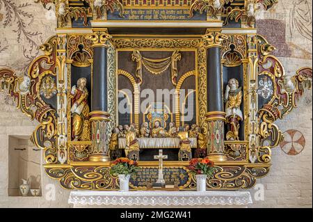 goldenes Altarbild mit dem letzten Abendmahl in der Kirche Elmelunde, Dänemark, 10. Oktober 2022 Stockfoto