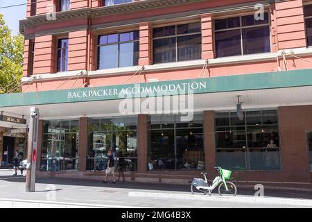 Unterkunft in einem Backpacker-Hotel in Australien im zentralen YHA-Hostel in Sydney, NSW, Australien Stockfoto