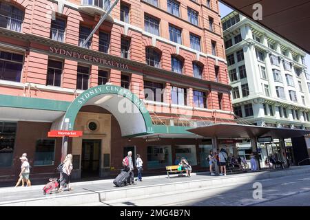 Sydney Central YHA Backpackers Unterkunft und Haymarket Straßenbahnhaltestelle im Stadtzentrum von Sydney, NSW, Australien Stockfoto