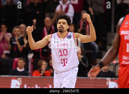 Bonn, Deutschland. 25. Januar 2023. Basketball Champions League, Runde 16, Telekom Baskets Bonn vs Bahcesehir College Istanbul, Collin Malcolm (Bonn) Gesten. Kredit: Juergen Schwarz/Alamy Live News Stockfoto