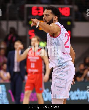 Bonn, Deutschland. 25. Januar 2023. Basketball Champions League, Runde 16, Telekom Baskets Bonn vs Bahcesehir College Istanbul, Deane Williams (Bonn) Gesten. Kredit: Juergen Schwarz/Alamy Live News Stockfoto