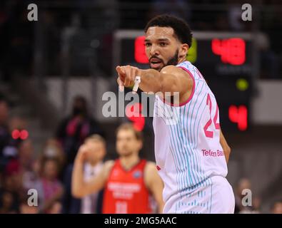 Bonn, Deutschland. 25. Januar 2023. Basketball Champions League, Runde 16, Telekom Baskets Bonn vs Bahcesehir College Istanbul, Deane Williams (Bonn) Gesten. Kredit: Juergen Schwarz/Alamy Live News Stockfoto