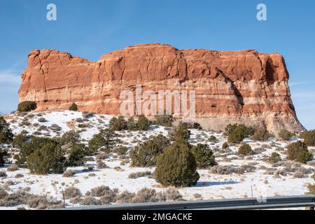 Square Butte ist eine eigenartige Felsformation im Coconino County, Arizona. Stockfoto