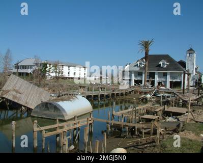 Material von Vizeadmiral Allen - Pilottown - 26-HK-373-11. Hurrikan Katrina Stockfoto