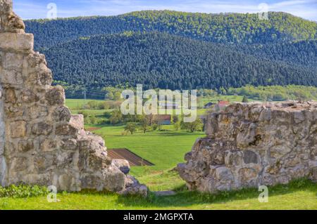 Panoramablick auf die Lika-Region in Kroatien Stockfoto