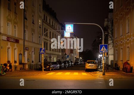 München, Deutschland. 26. Januar 2023. Impressionen von München-Schwabing bei Nacht am 26,1.2023. -- Abdruck aus München Schwabing Deutschland bei Nacht am 26. Januar 2023. (Foto: Alexander Pohl/Sipa USA) Guthaben: SIPA USA/Alamy Live News Stockfoto