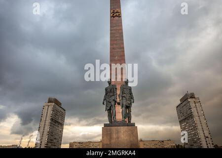 Denkmal für die heldenhaften Verteidiger von Leningrad auf dem Victory Square, St. Petersburg Stockfoto