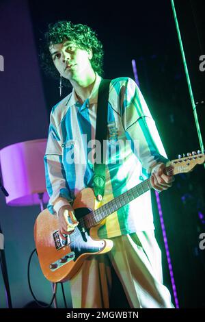 Mailand Italien. 25. Januar 2023 Die amerikanische Band WALLOWS tritt live auf der Bühne des Magazzini Generali während der „Tell me that IT's over Tour“ auf. Stockfoto