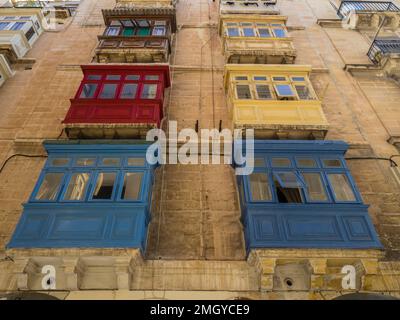 Farbenfrohe Balakonien, Valetta, Malta Stockfoto