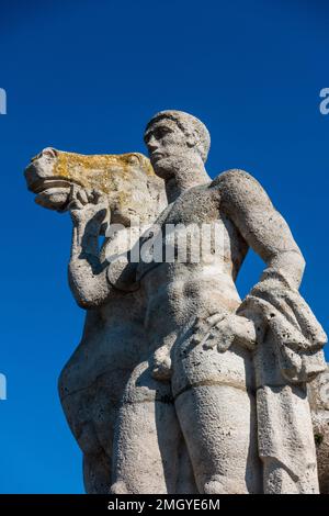 Die Skulptur aus der Nazizeit des Pferdes Tamer im Berliner Olympiastadion Stockfoto