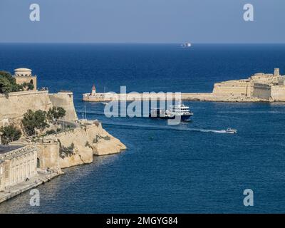 Blick auf den Grand Harbour von den Upper Barrakka Gardens, Valletta, Malta Stockfoto