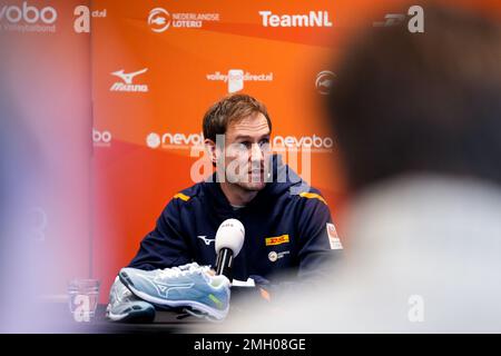 UTRECHT, NIEDERLANDE - JANUAR 26: Neuer, unterzeichneter Trainer Felix Koslowski vom niederländischen Volleyballteam während einer Pressekonferenz der Nederlandse Volleybalbond in DeWeerelt van Sport am 26. Januar 2023 in Utrecht, Niederlande (Foto von Rene Nijhuis/Orange Pictures) Kredit: Orange Pics BV/Alamy Live News Stockfoto