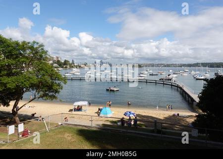 Murray Rose Pool, ehemals Redlreaf Pool, ein öffentlicher Swimmingpool am Ufer des Hafens von Sydney, Sydney NSW, Australien Stockfoto