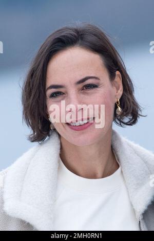 Gerardmer, Frankreich. 26. Januar 2023. Berenice Bejo nimmt am 26. Januar 2023 an der Jury Photocall während des 30. Gerardmer International Fantastic Film Festivals in Gerardmer, Frankreich, Teil. Foto: Aurore Marechal/ABACAPRESS.COM Kredit: Abaca Press/Alamy Live News Stockfoto
