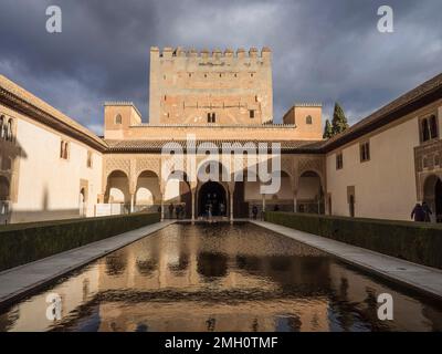 Patio de Arrayanes, Alhambra, Granada, Andalusien, Spanien, Europa Stockfoto