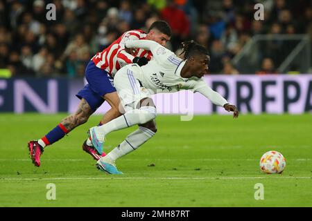 Madrid, Spanien. 28. Okt. 2022. Real Madrid's Camavinga in Aktion während des Copa del Rey Match Day 6 zwischen Real Madrid C.F. und Atletico de Madrid im Santiago Bernabeu Stadion in Madrid, Spanien, am 27. Januar 2023 (Foto von Edward F. Peters/Sipa USA) Kredit: SIPA USA/Alamy Live News Stockfoto