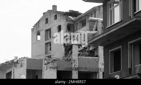 Kentsel Donusum auf Türkisch. Urbandumwandlung in Golcuk Kocaeli Türkei. Mit selektivem Fokus. Stockfoto