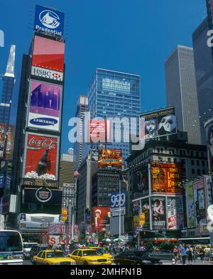 2002 HISTORISCHE STRASSENSZENE TIMES SQUARE MANHATTAN NEW YORK CITY USA Stockfoto