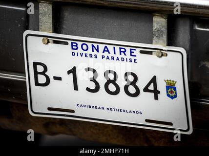 BONAIRE - Ein Nummernschild in Bonaire. Bonaire ist eine niederländische Insel im karibischen Teil der Niederlande und gehört zu den ABC-Inseln der Kleinen Antillen. ANP REMKO DE WAAL netherlands Out - belgien Out Credit: ANP/Alamy Live News Stockfoto