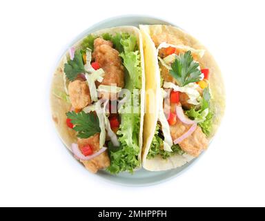 Leckere Fisch-Tacos isoliert auf Weiß, Draufsicht Stockfoto