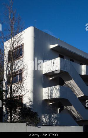 Lawn Road Flats, bekannt als Isokon Building, von Wells Coates, 1934, Belsize Park, London Stockfoto