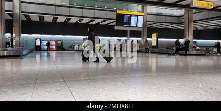 Gepäckausgabe am Flughafen Heathrow Stockfoto