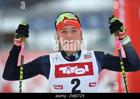 Nathalie ARMBRUSTER (GER), 2. Platz, Jubel, Freude, Enthusiasmus, Action, Einzelbild, einzelnes Motiv, halbe Figur, halbe Figur. Frauen individuell Gundersen NH/5 km, individueller Wettbewerb der Frauen FIS-Weltmeisterschaft Nordic kombiniert in Seefeld/Tirol am 27. Januar 2023? Kredit: dpa Picture Alliance/Alamy Live News Stockfoto