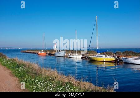 Les Onglous. Pointe de l'Etang de Thau, wo der Canal du Midi beginnt. Marseillan, Occitanie, Frankreich Stockfoto