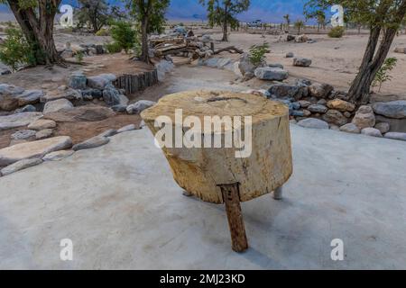 Merritt Park, einst ein Ort der ruhigen Schönheit, geschaffen von Internees, in Manzanar National Historic Site, Owens Valley, Kalifornien, USA Stockfoto