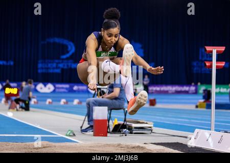 Karlsruhe, Deutschland. 27. Januar 2023. Leichtathletik: INDOOR-Meeting Karlsruhe, Deutschlands Mikaelle Assani im Weitsprung. Kredit: Tom Weller/dpa/Alamy Live News Stockfoto