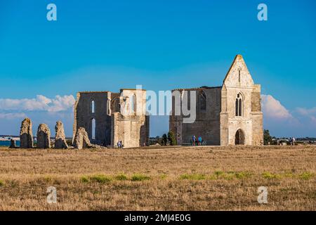 Les Chateliers, die Ruinen des ehemaligen Klosters Notre-Dame-de-Re Abbey, La Flotte, La Flotte-en-Re, Ile de Re, Nouvelle-Aquitaine Stockfoto