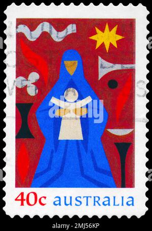 AUSTRALIEN - CIRCA 1999: Ein in AUSTRALIEN gedruckter Stempel zeigt die Madonna und das Kind, Weihnachtsausgabe, circa 1999 Stockfoto