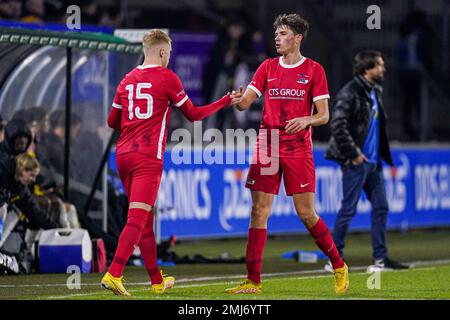 BREDA, NIEDERLANDE - JANUAR 27: Kees Smit von Jong AZ, Lewis Schouten von Jong AZ während des niederländischen Keukenkampioendivisie-Spiels zwischen NAC Breda und Jong AZ im Rat Verlegh Stadion am 27. Januar 2023 in Breda, Niederlande (Foto von Joris Verwijst/Orange Pictures) Stockfoto