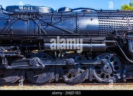 Santa Fe Nr. 5021 „Texas“ 2-10-4. Diese Lokomotivenklasse wurde hauptsächlich für den Güterverkehr entwickelt, wurde aber gelegentlich zum Ziehen von Personenzügen verwendet Stockfoto