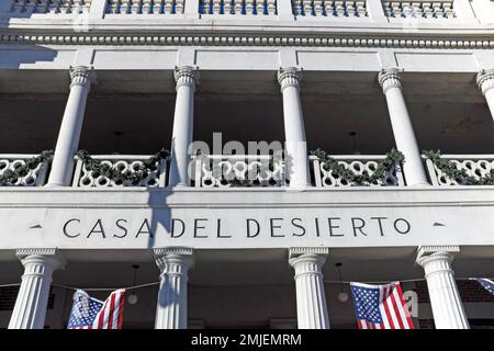 Das 1911 eröffnete Casa del Desierto war ein Harvey House Hotel und Santa Fe Railroad Depot in Barstow, Kalifornien, in der Mojave Wüste. Stockfoto