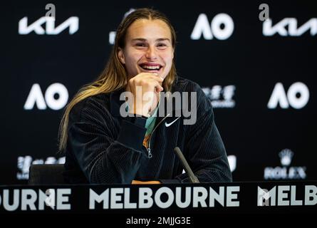 Aryna Sabalenka aus Belarus nach dem Halbfinale gegen Magda Linette aus Polen bei den Australian Open 2023, Grand Slam Tennis Turnier am 26. Januar 2023 in Melbourne, Australien - Foto: Rob Prange/DPPI/LiveMedia Stockfoto