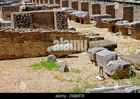 Überreste eines antiken römischen Theaters in Triest Italien Stockfoto