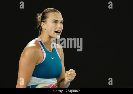 Melbourne, Australien. 28. Januar 2023. Aryna Sabalenka aus Belarus in Aktion während des Finales der Frauen-Singles bei den Australian Open in Melbourne, Australien. Frank Molter/Alamy Live News Stockfoto