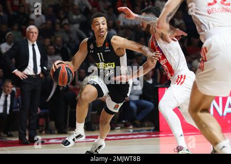 Belgrad, Serbien, 27. Januar 2023. Dante Exum von Partizan Mozzart Bet Belgrad fährt während des EuroLeague-Spiels der Turkish Airlines 2022/2023 zwischen Crvena Zvezda mts Belgrad gegen Partizan Mozzart Bet Belgrad in der Aleksandar Nikolic Hall in Belgrad, Serbien, in den Korb. 27. Januar 2023. Kredit: Nikola Krstic/Alamy Stockfoto