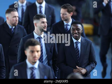 Antonio Colak und Fashion Sakala der Rangers erobern das Spiel der Premiership im Ibrox Stadium in Glasgow. Foto: Samstag, 28. Januar 2023. Stockfoto