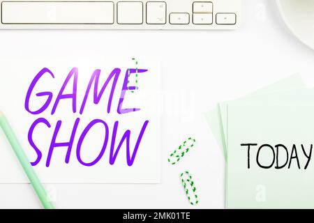 Schreiben Anzeige Text Game Show. Wort, das im Fernsehen oder Radio mit Spielern geschrieben wird, die Preise gewinnen Stockfoto