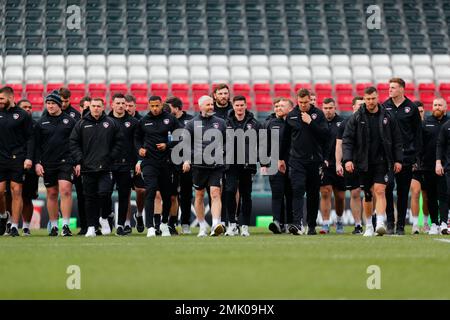 28. Januar 2023; Mattioli Woods Welford Road Stadium, Leicester, Leicestershire, England; englische Premiership Rugby, Leicester Tigers gegen Northampton Saints; Leicester Tigers-Spieler auf einer Führung auf dem Spielfeld vor dem Aufwärmen vor dem Spiel Stockfoto