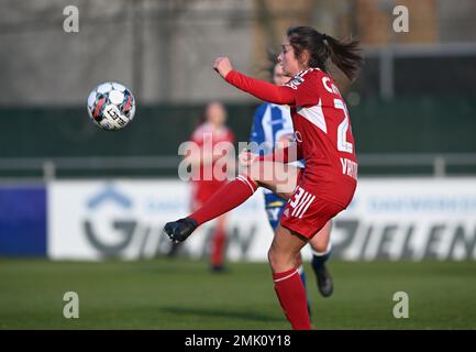 Oostakker, Belgien. 28. Januar 2023 Kenza Vrithof (23) von Standard, dargestellt während eines Fußballspiels zwischen AA Gent Ladies und Standard Femina De Liege am 18. Spieltag der Saison 2022 - 2023 der belgischen Lotto Womens Super League am Samstag, den 28. Januar 2023 in Oostakker , BELGIEN . FOTO SPORTPIX | David Catry Kredit: David Catry/Alamy Live News Stockfoto