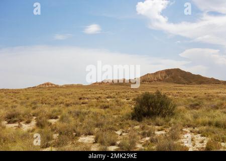 Saragossa im magischen Licht und Bardenas reales - eine Landschaft von einem anderen Stern Stockfoto